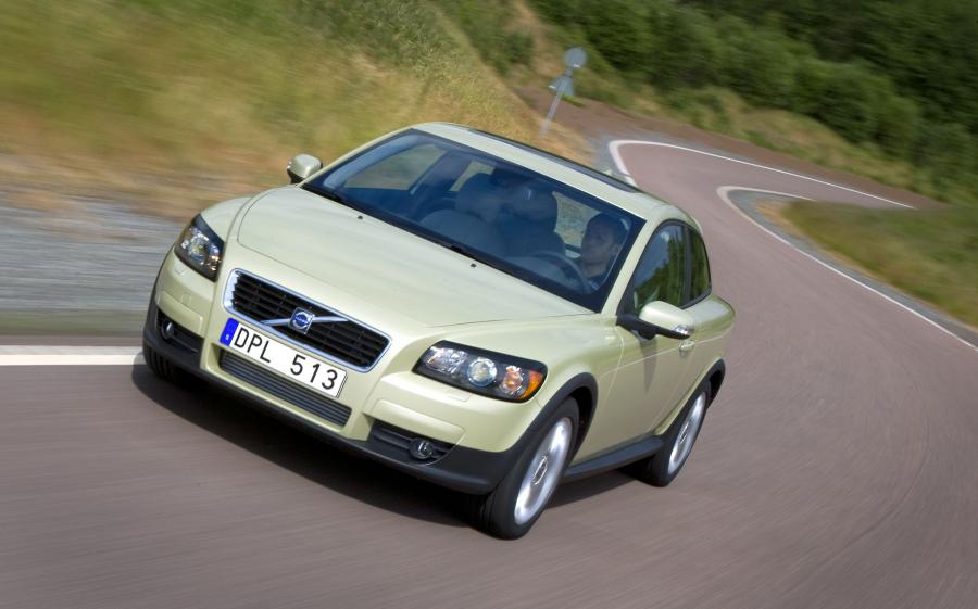  Volvo C30 DRIVe Efficiency 2008 года  (фото 29 из 34)